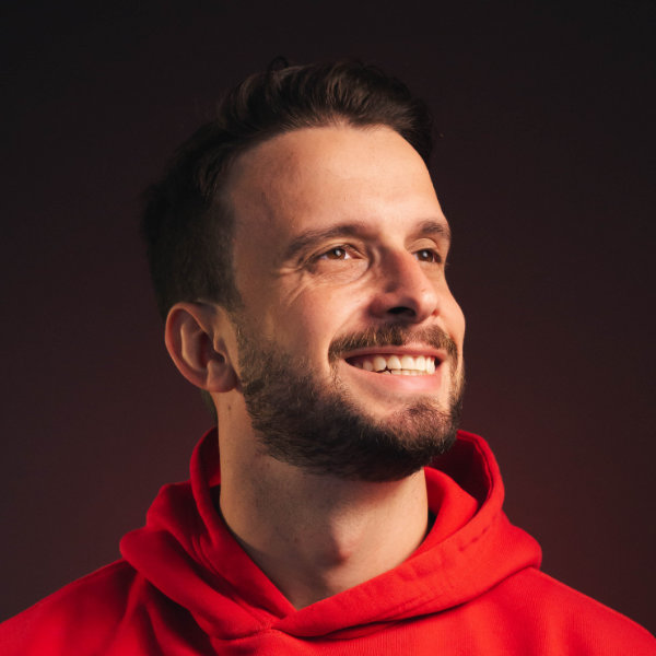 Douglas Gomides — Palestrante de Vendas