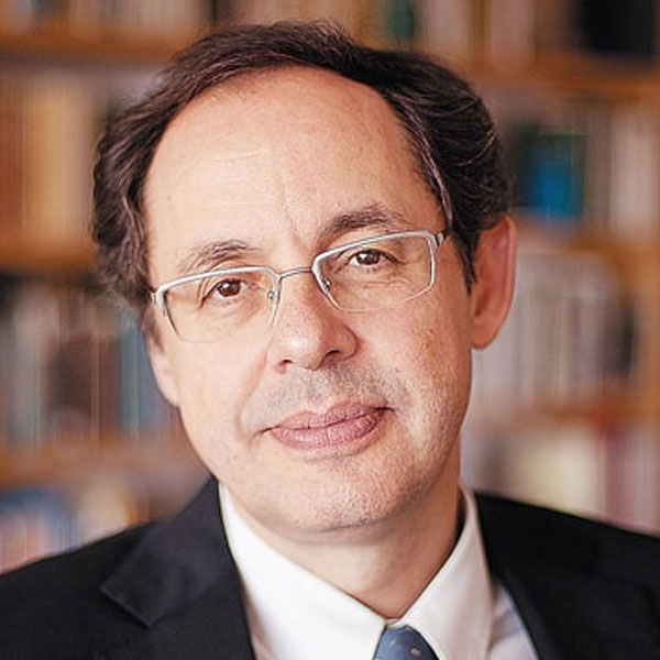 Eduardo Giannetti — Palestrante de Economia