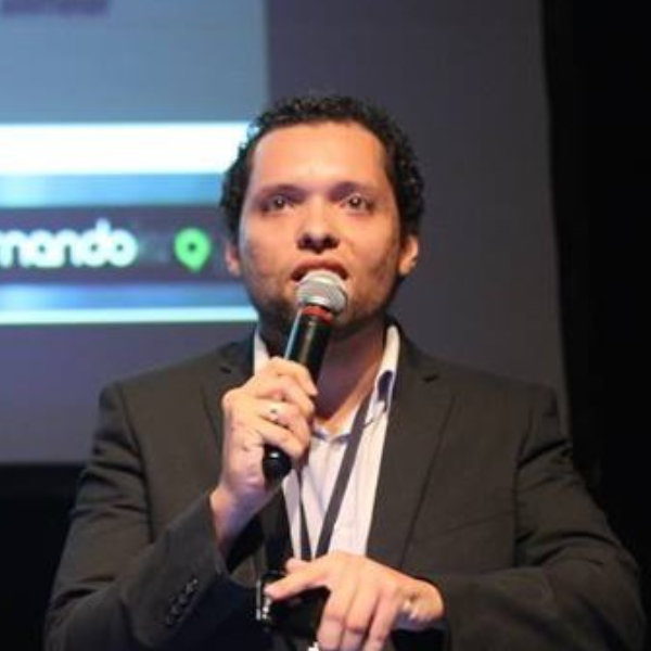 Fernando Leroy — Palestrante de Educacao