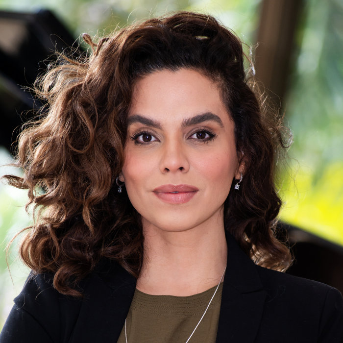 Dra. Luana Araújo — Palestrante de Educacao