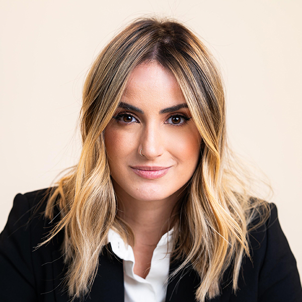 Mari Palma — Palestrante de Mestre De Cerimonia