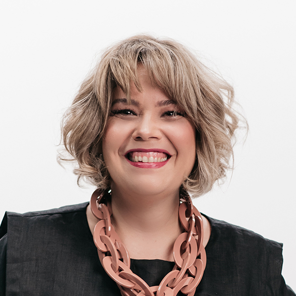 Maria Flávia Bastos — Palestrante de Liderança