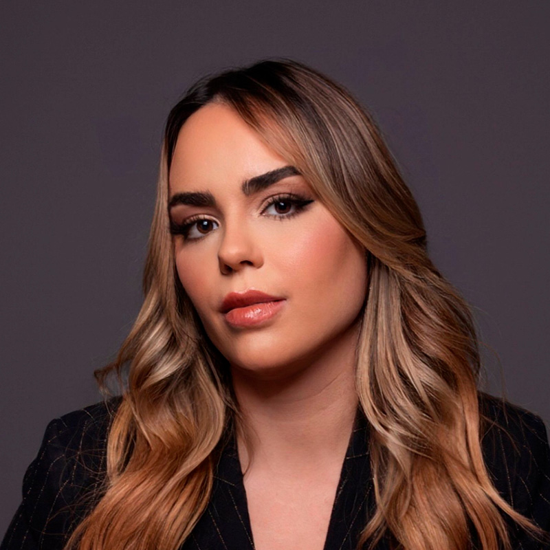 Maytê Carvalho — Palestrante de Vendas