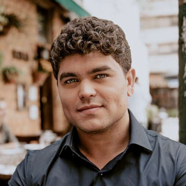 Tallis Gomes — Palestrante de Vendas