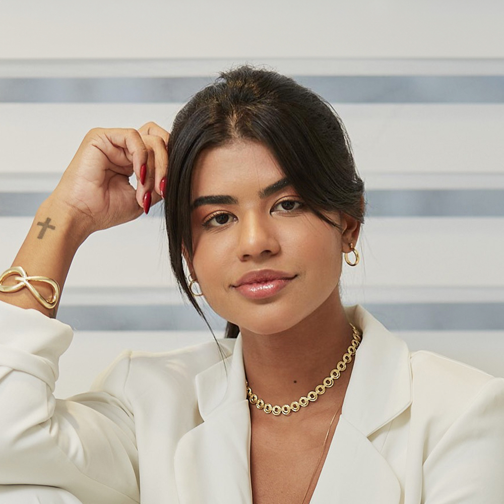 Uiara Freitas — Palestrante de Vendas